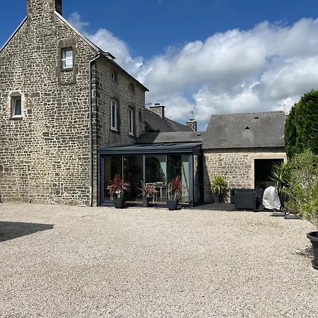 Casa de Férias Le 33 Maison De Charme Coeur Cotentin *